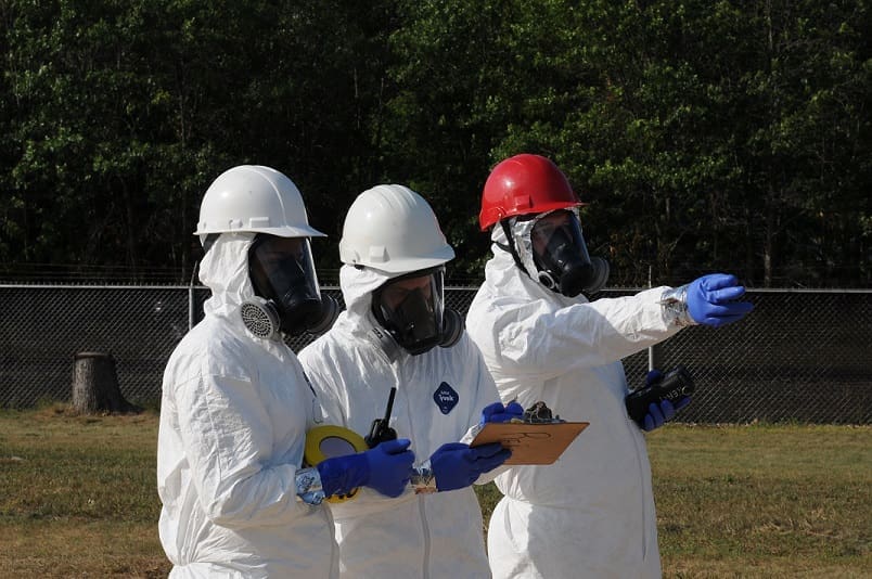 Recon team discussing next steps