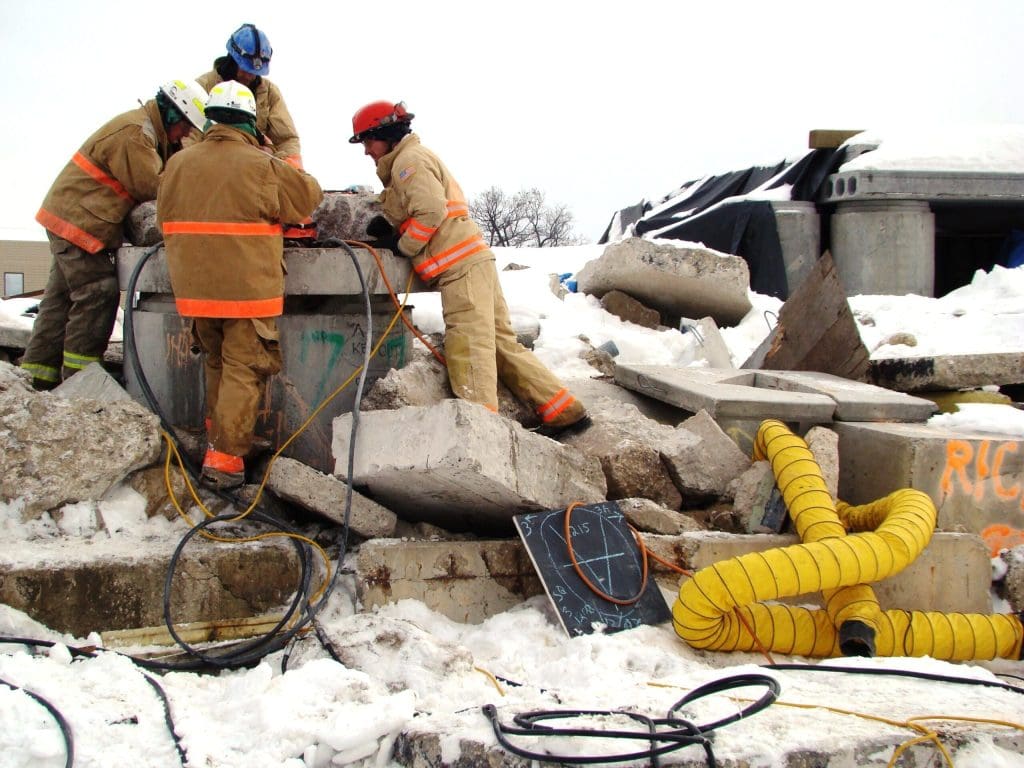 A heavy pile rescue test scenario